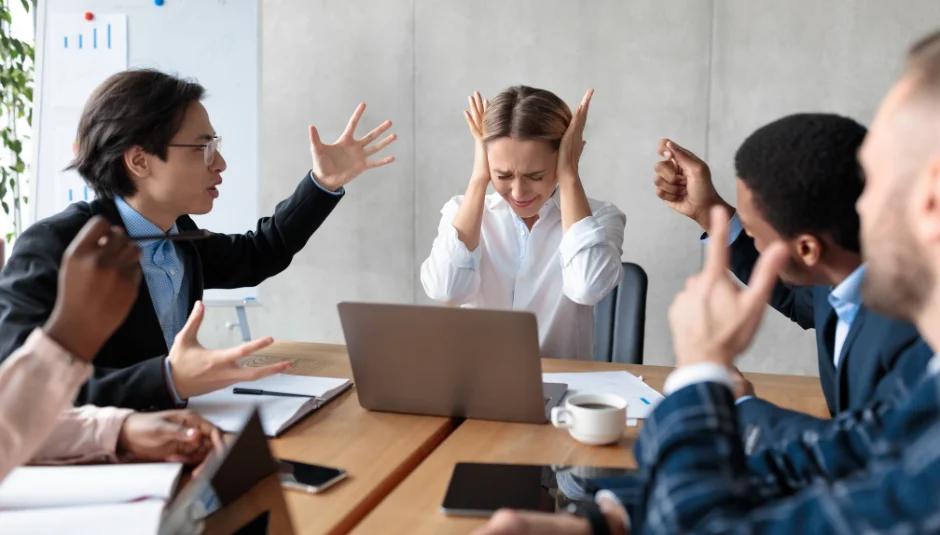 Konfliktmanagement Methoden für Führungskräfte Wie Sie Teamkonflikte effizient lösen